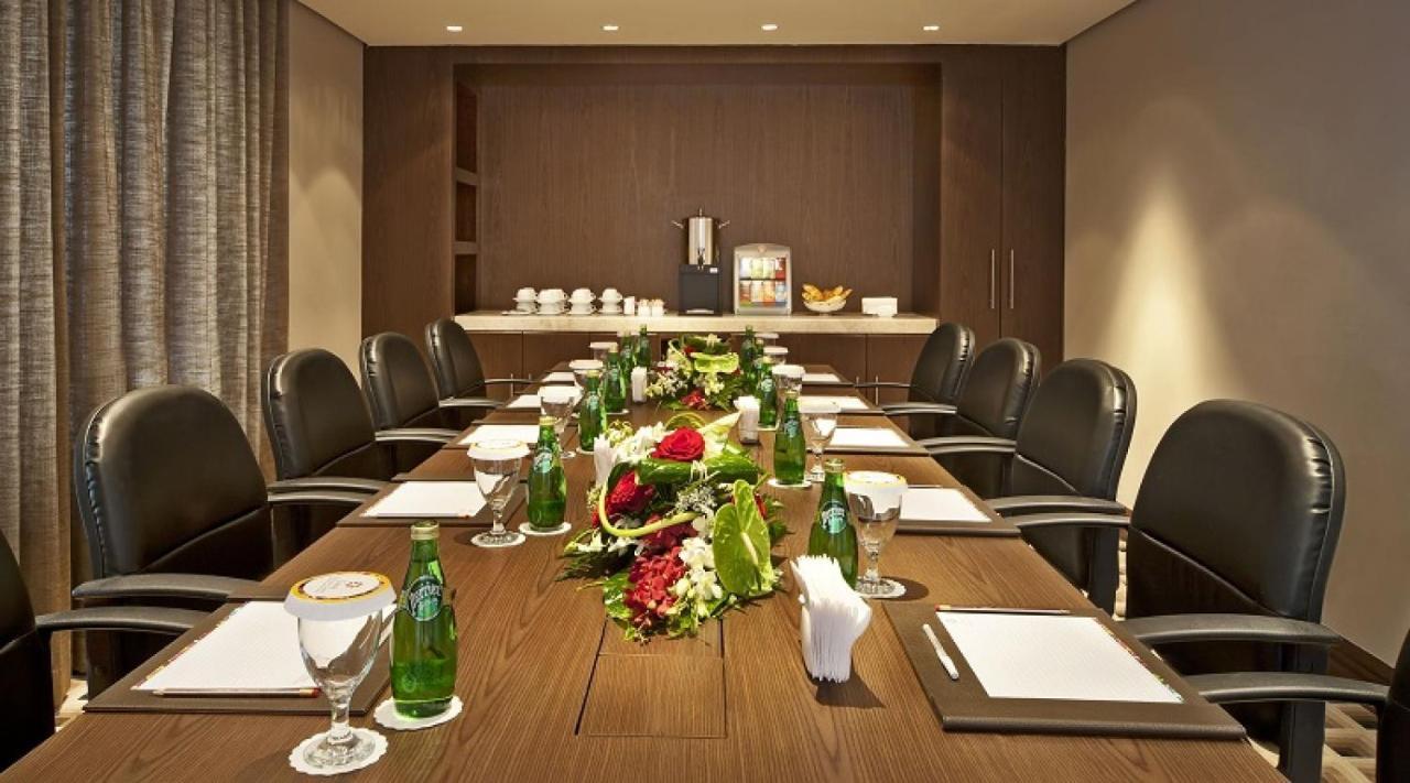Oaks Liwa Executive Suites Αμπού Ντάμπι Εξωτερικό φωτογραφία